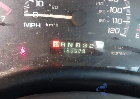 2000 Chevrolet Malibu from USA, damaged, VIN 1G1ND52J3Y6189161